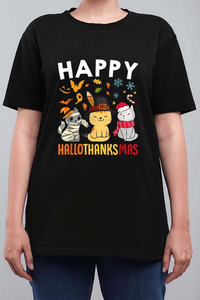 Cats Happy HalloThanksMas Thanksgiving Christmas Women T-Shirt