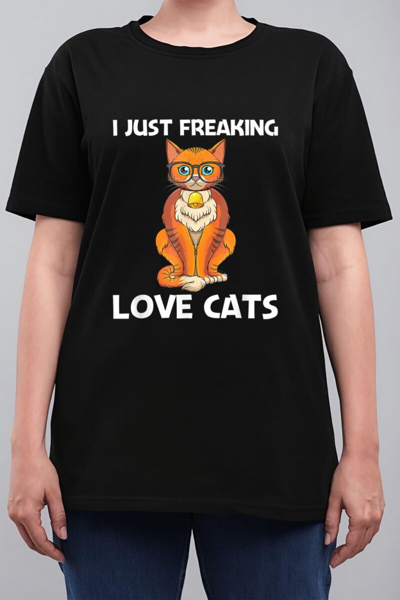 Cute Cat Design For Men Women Kitten Feline Pet Cat Lovers Women T-Shirt