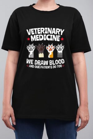 Cute Veterinarian Paws Cat Meow Kitty Cat For Mom Women T-Shirt