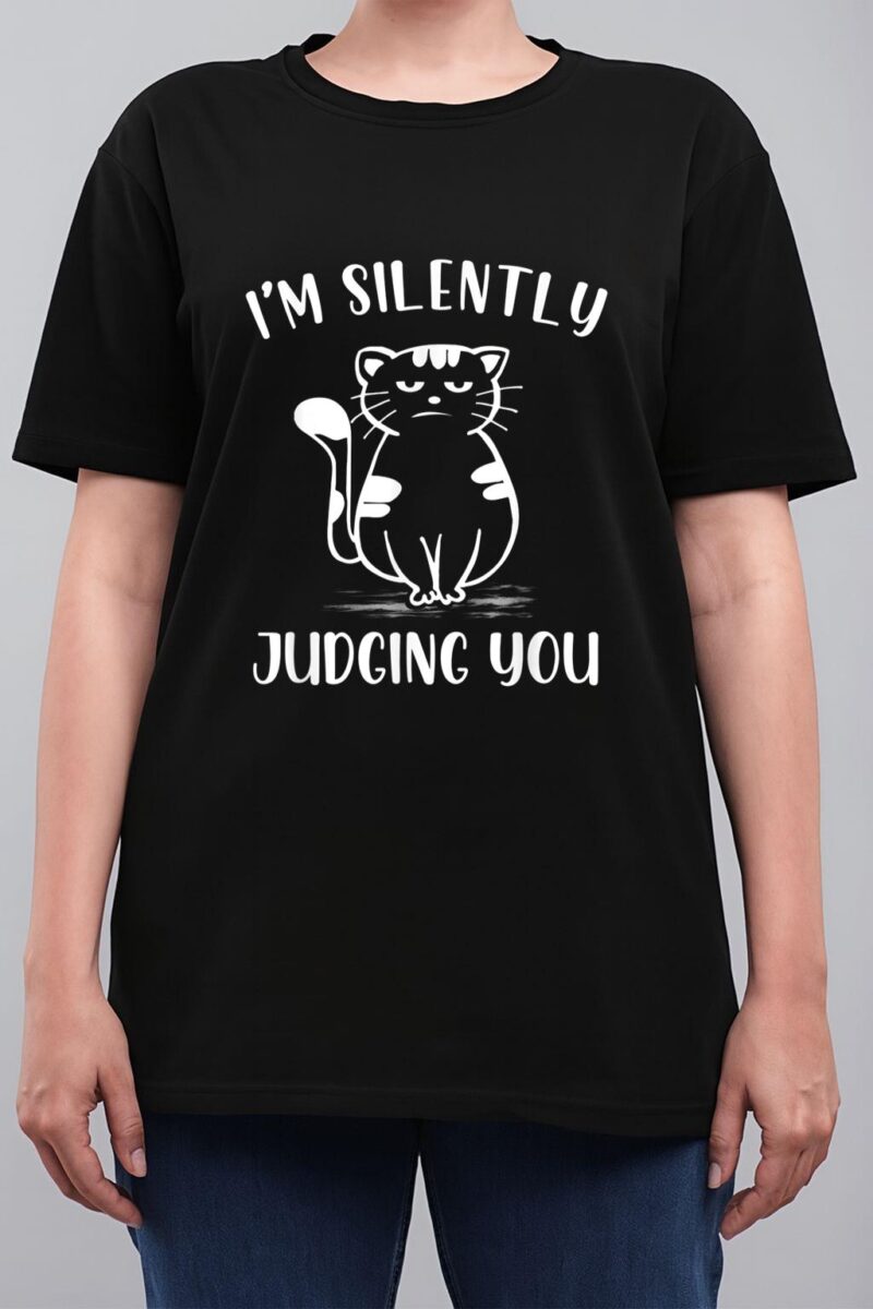 Funny Black Cat I'm Silently Judging You Retro Women T-Shirt