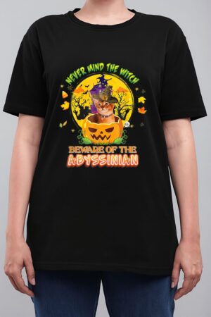 Never Mind He Witch Beware Of Abyssinian Cat Halloween Hat Women T-Shirt