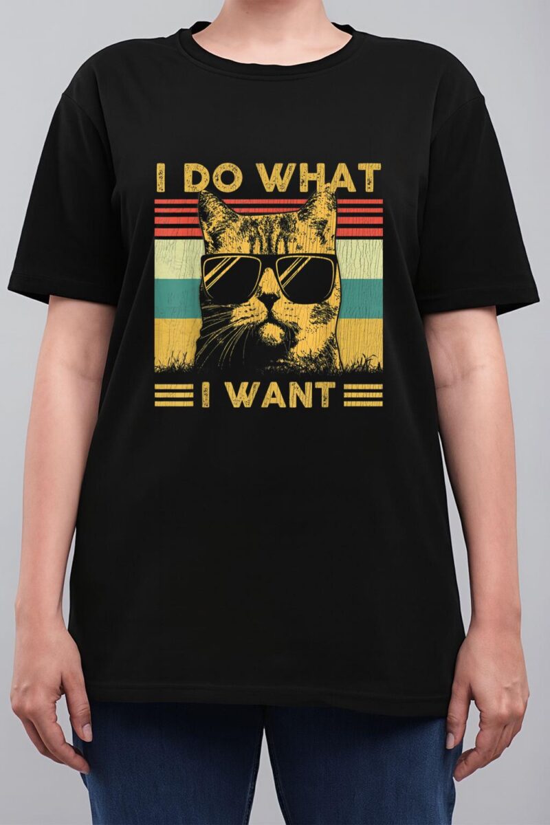 Retro 70s 80s 90s I do what I want cat funny cat lover Women T-Shirt